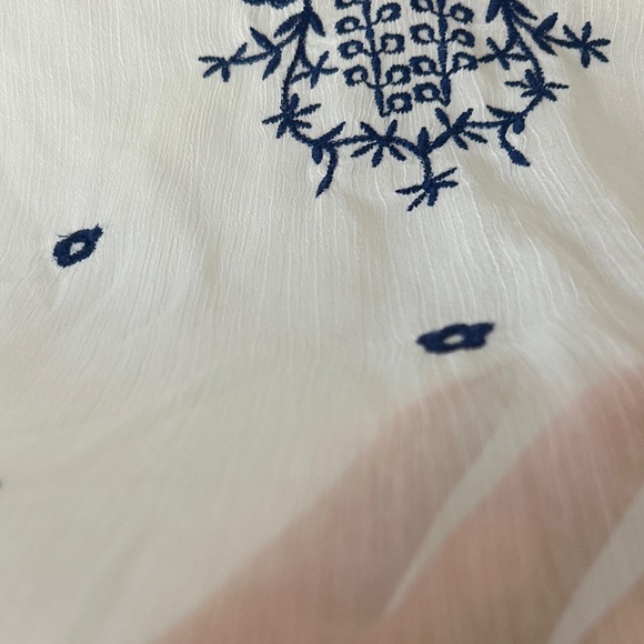 LUCKY BRAND | White & Blue Embroidered Peasant Sheer 3/4 Sleeve Top - Picture 7 of 13